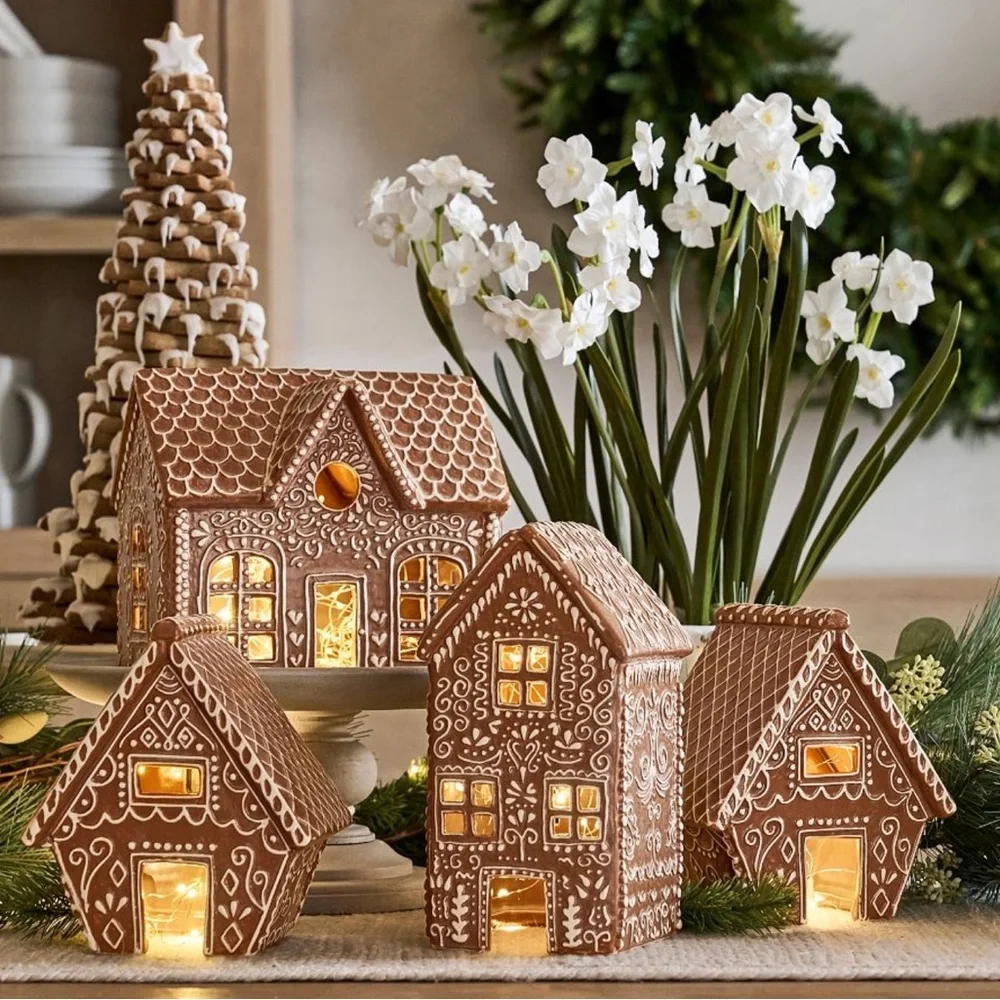 Pottery Barn Gingerbread House Stoneware New With Tag